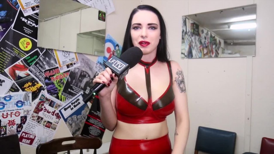 RUBY ALEXIA - If You Like The Shiny Stuff (German)